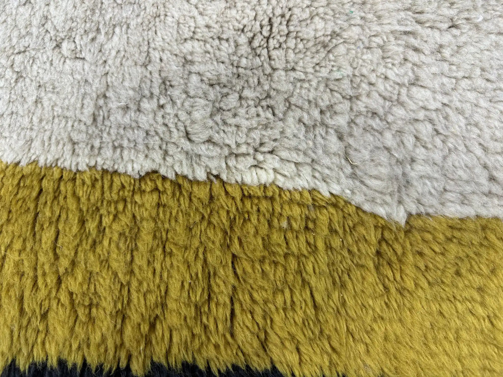 Aya Berber Moroccan Mrirt Handmaade Rug