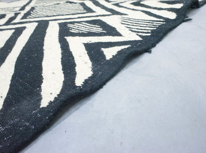 Moroccan Rug 7x11 | Handmade white black rug | Costume Wool Rug | Flat woven kilim Rug