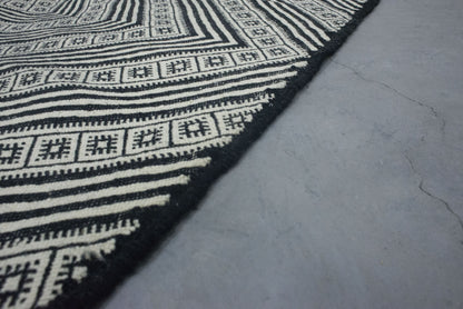 Moroccan Rug 7x11 | Handmade white black rug | Costume Wool Rug | Flat woven kilim Rug