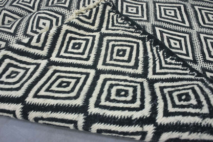 Moroccan Rug 7x11 | Handmade white black rug | Costume Wool Rug | Flat woven kilim Rug