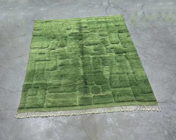 Zineb Berber Moroccan Mrirt Handmaade Rug