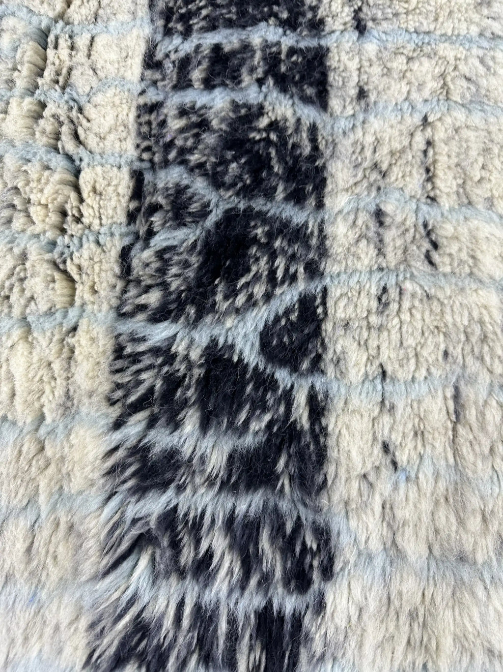 Marwa Berber Moroccan Mrirt Handmaade Rug