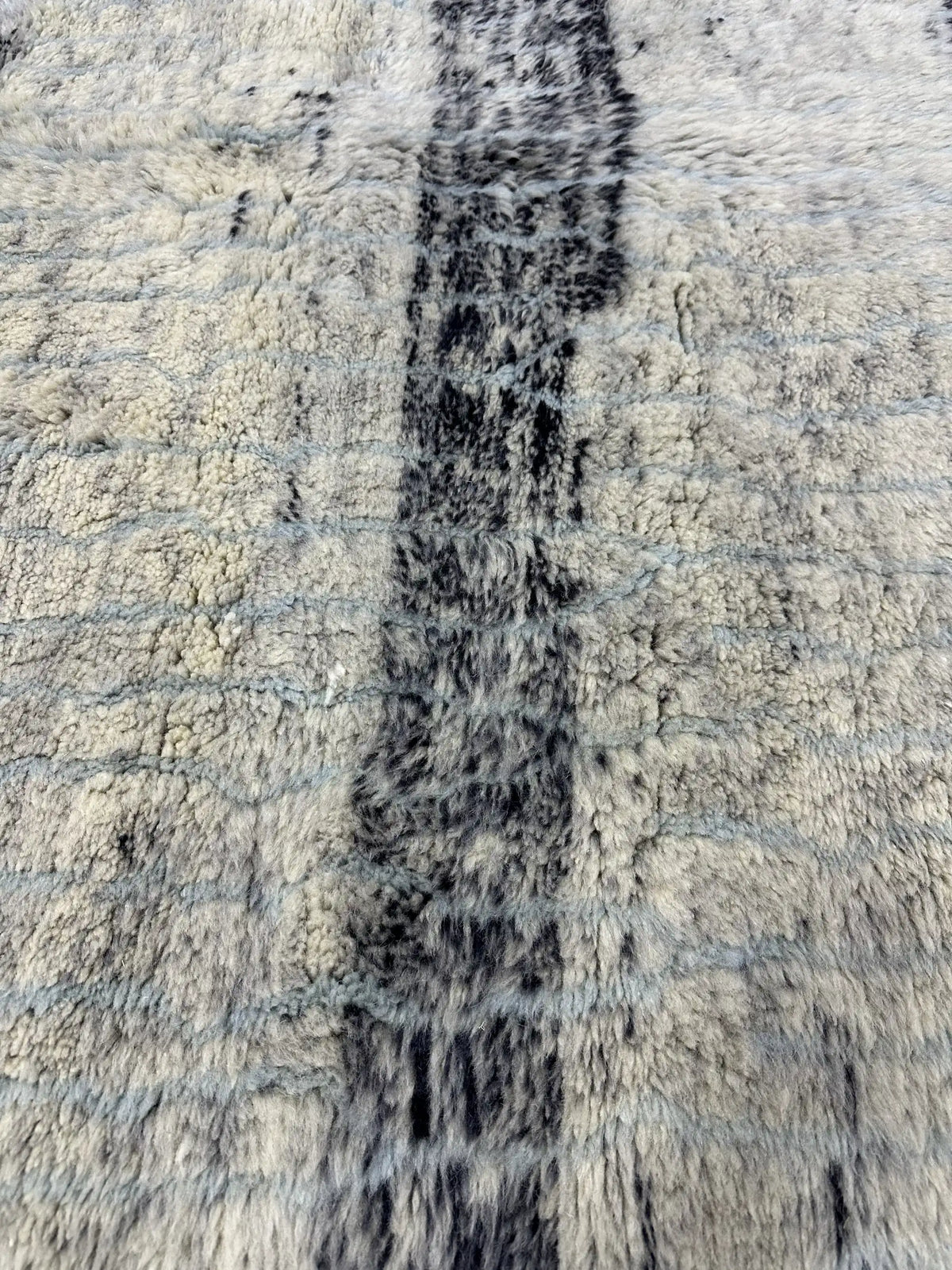 Marwa Berber Moroccan Mrirt Handmaade Rug