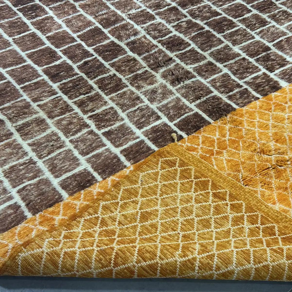Nezha Berber Moroccan Handmade Beni Mrirt Rug