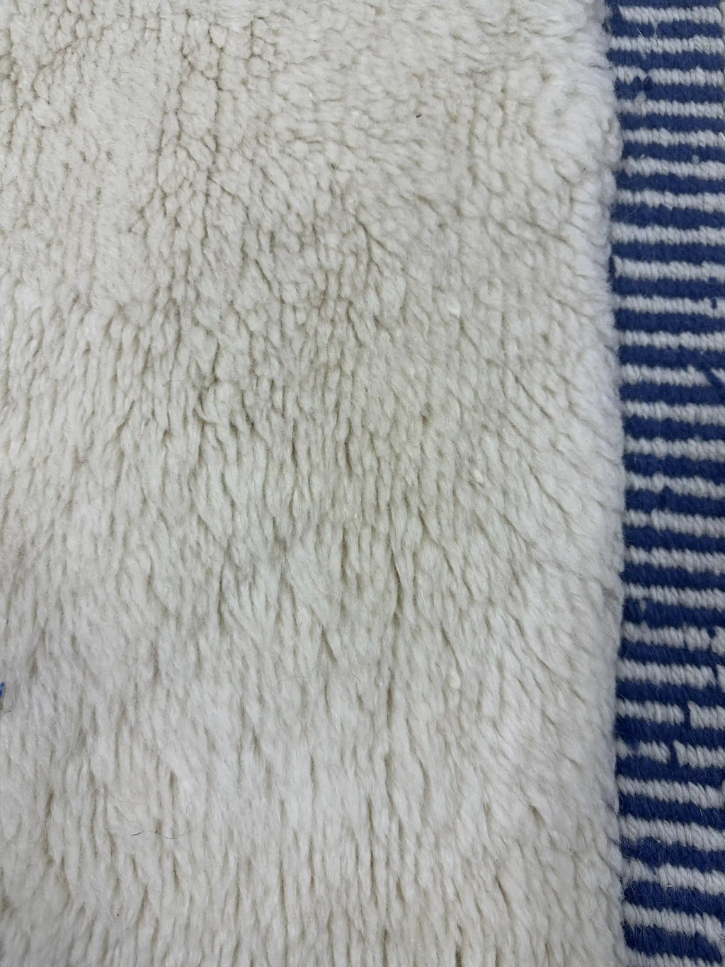 Hafsa Handwoven Berber Beni Mrirt Rug