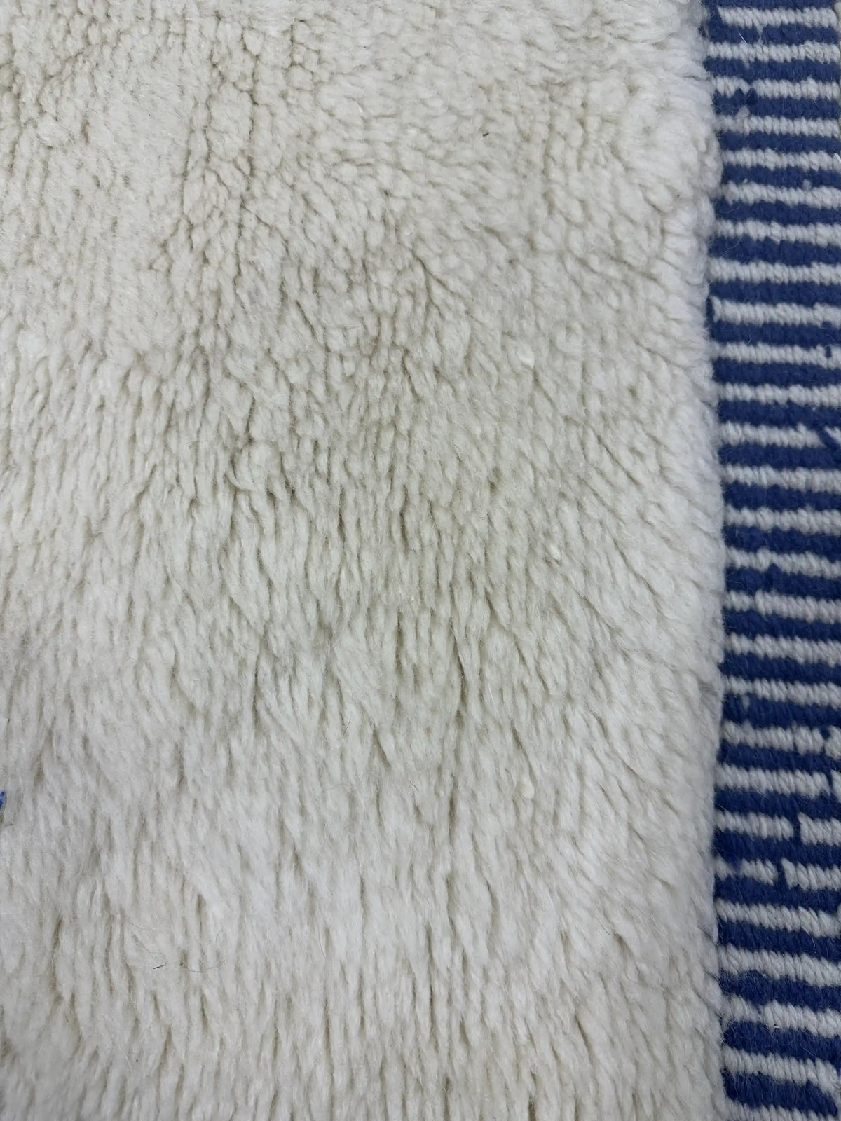 Hafsa Handwoven Berber Beni Mrirt Rug