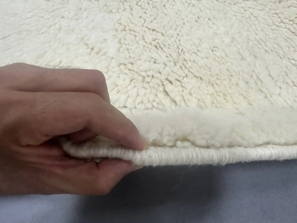 Hafsa Handwoven Berber Beni Mrirt Rug