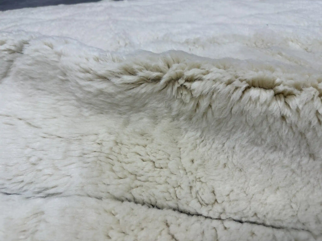 Hafsa Handwoven Berber Beni Mrirt Rug