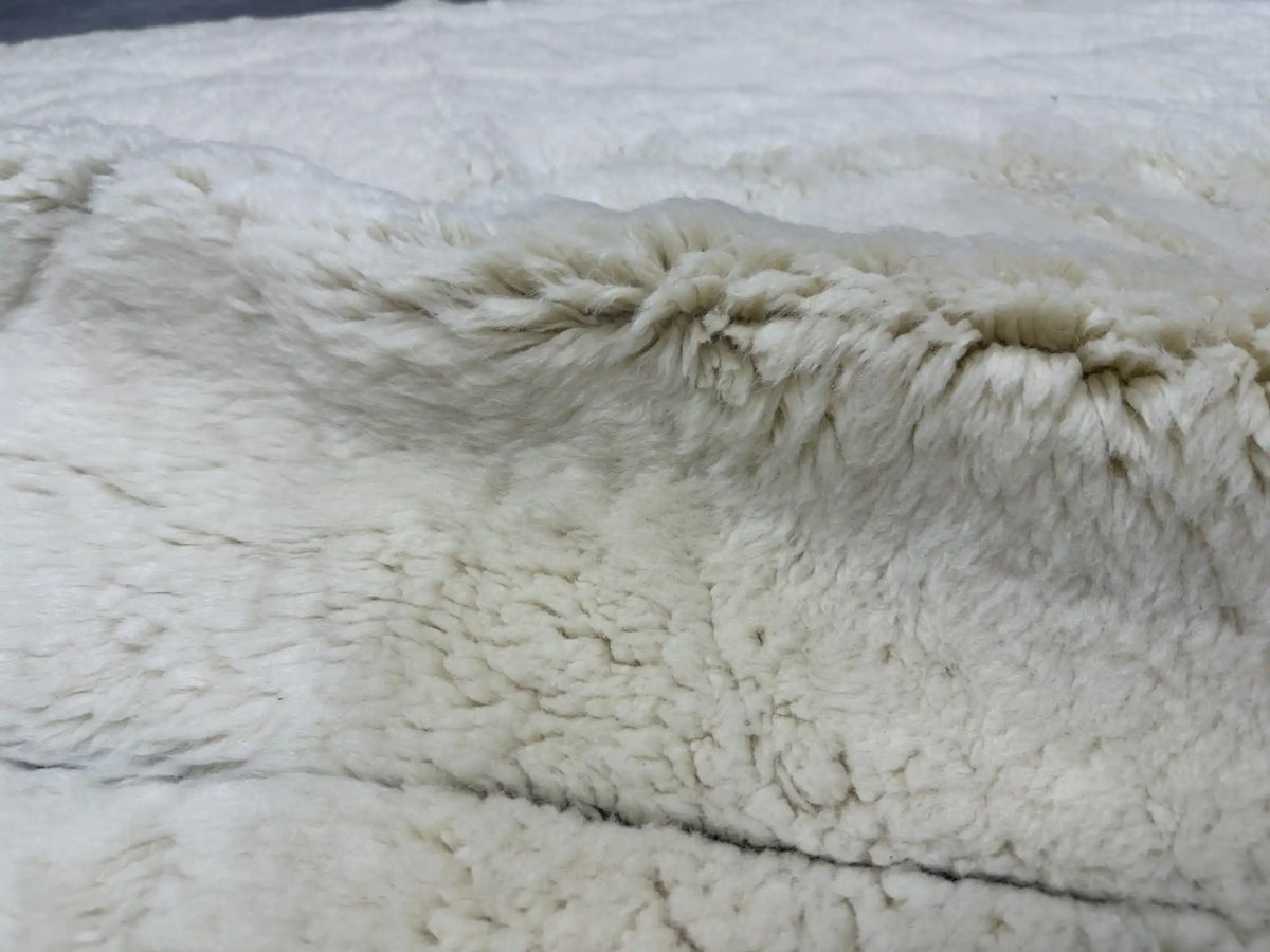 Hafsa Handwoven Berber Beni Mrirt Rug