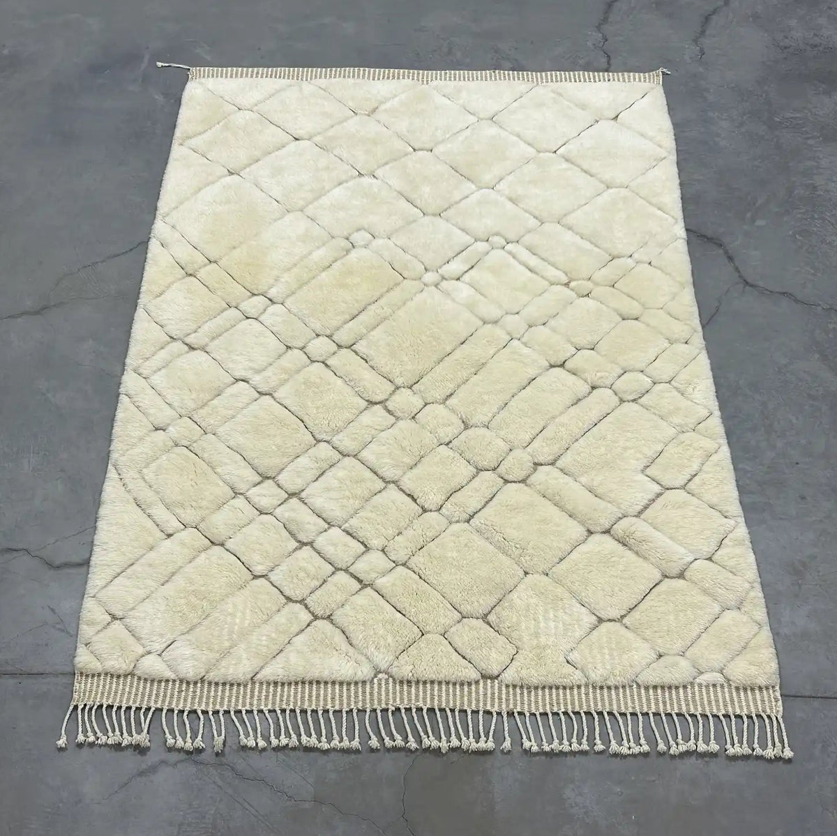 Nabila Beni Mrirt Rug <br> 305 x 200 CM