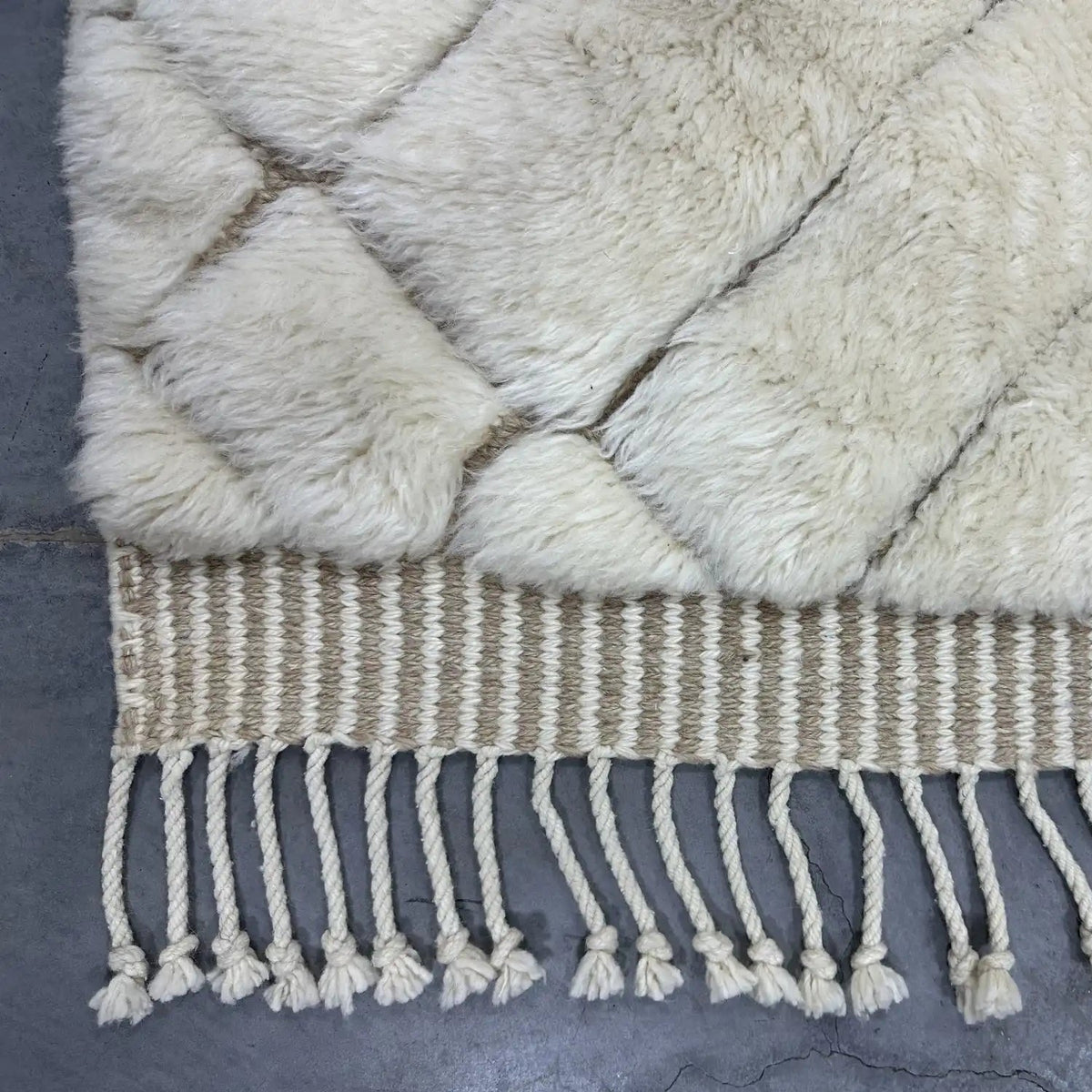 Nabila Beni Mrirt Rug <br> 305 x 200 CM