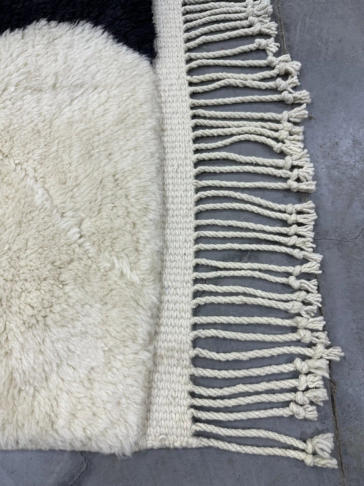 Tifawt Berber Handwoven Beni Mrirt Rug