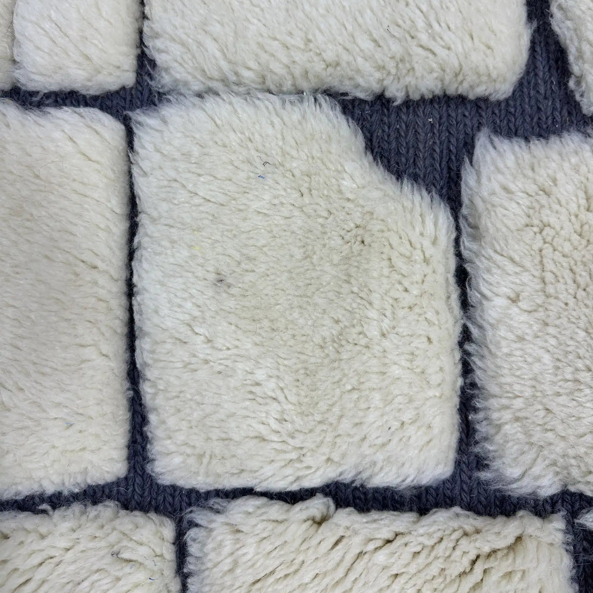 Tala Berber Moroccan Beni Mrirt Rug