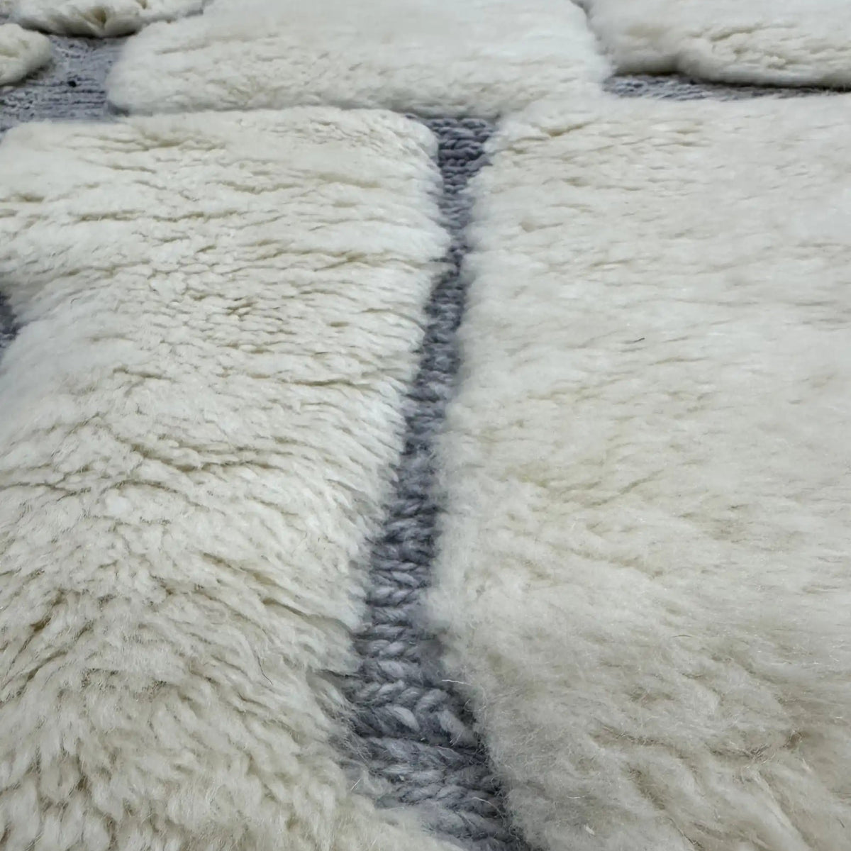 Titrit Berber Moroccan Beni Mrirt Rug