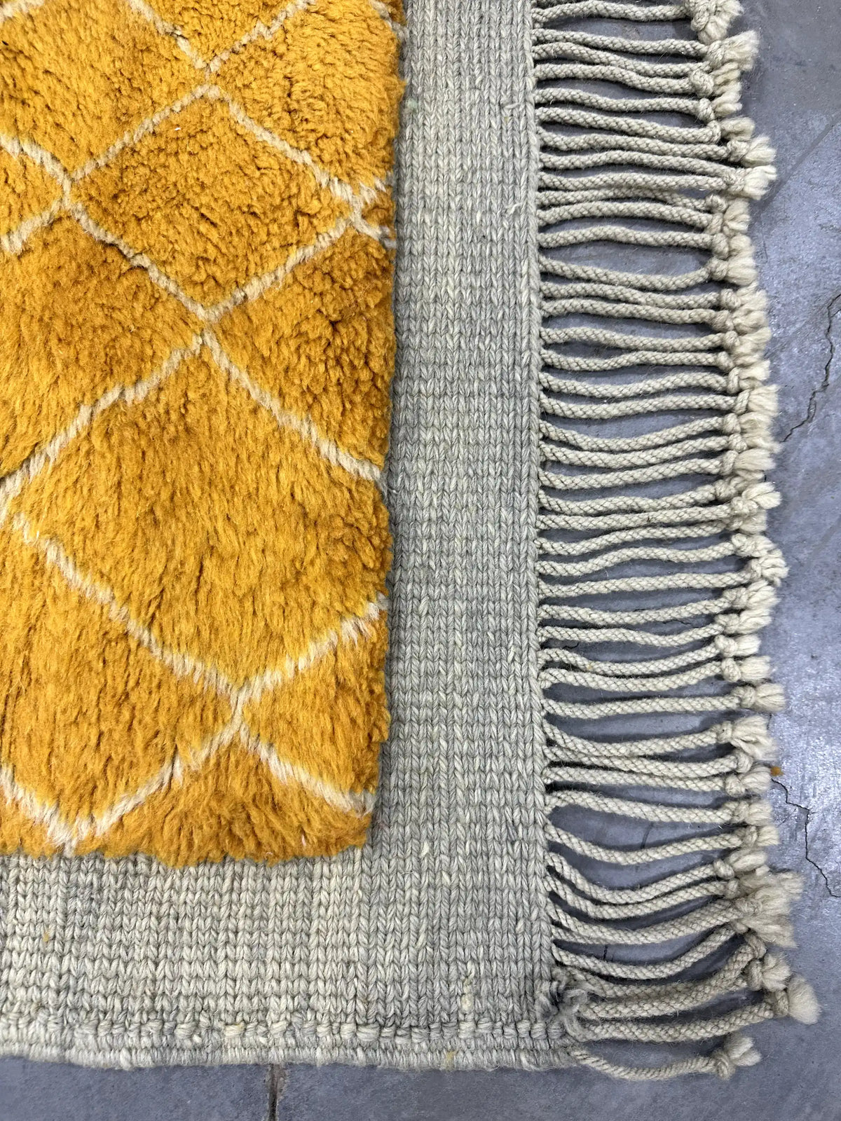 Asafou Moroccan Berber Beni Mrirt Rug