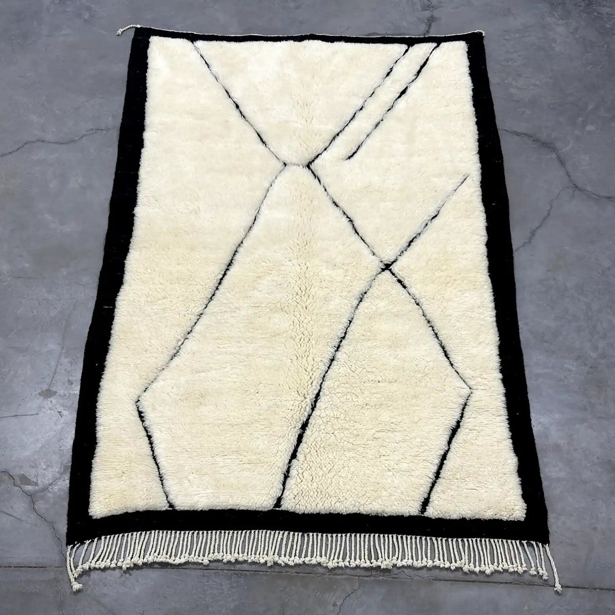Tiziri Berber Handwoven Beni Mrirt Rug