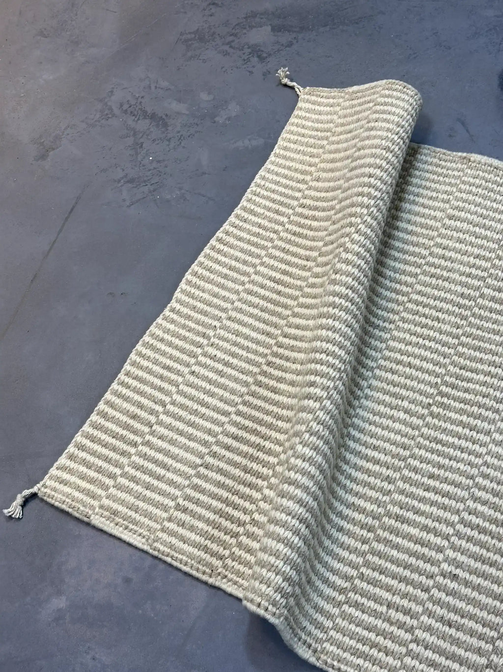 Lewinat Berber Runner Rug <br> 297 x 84 CM