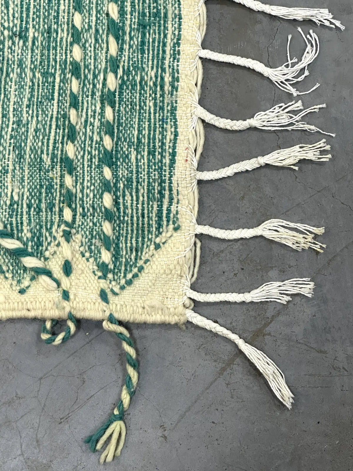 Zayeef Berber Runner Rug <br> 305 x 77 CM