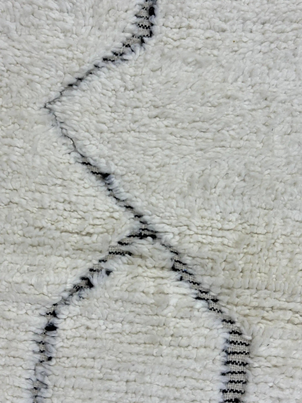 Touma Berber Beni Mrirt Rug <br> 303 x 210 CM