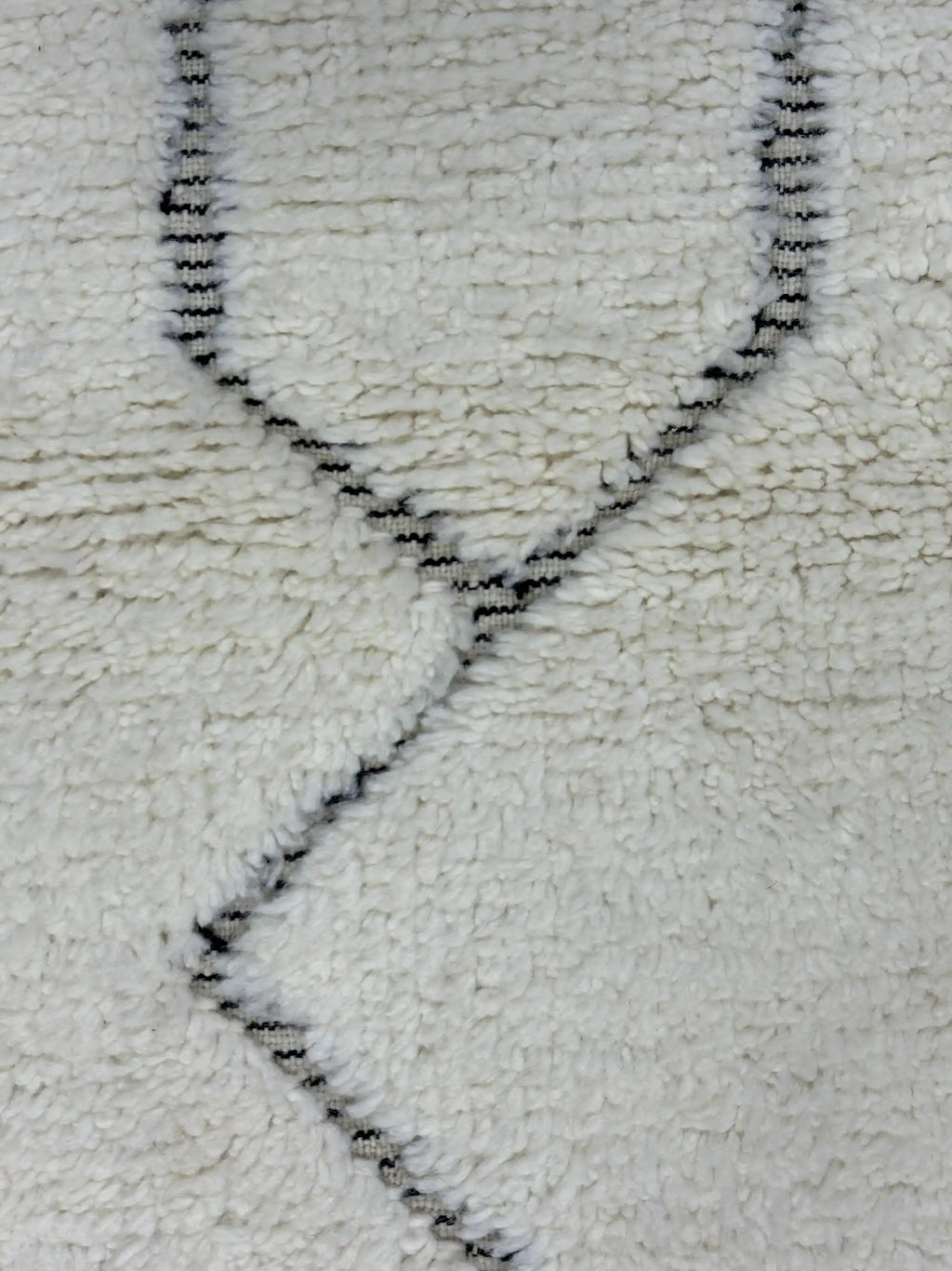 Touma Berber Beni Mrirt Rug <br> 303 x 210 CM