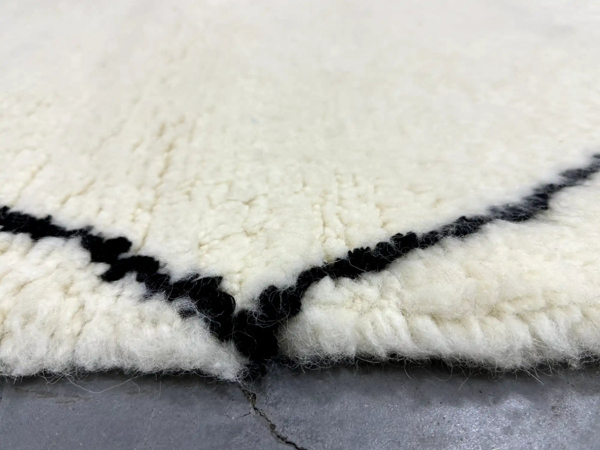 Zeman Handmade Beni Mrirt Rug <br> 300 x 215 CM