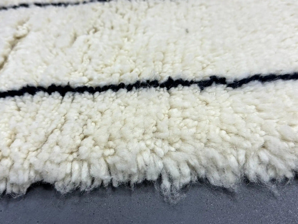Mekheta Berber Moroccan <br> 285 x 210 CM