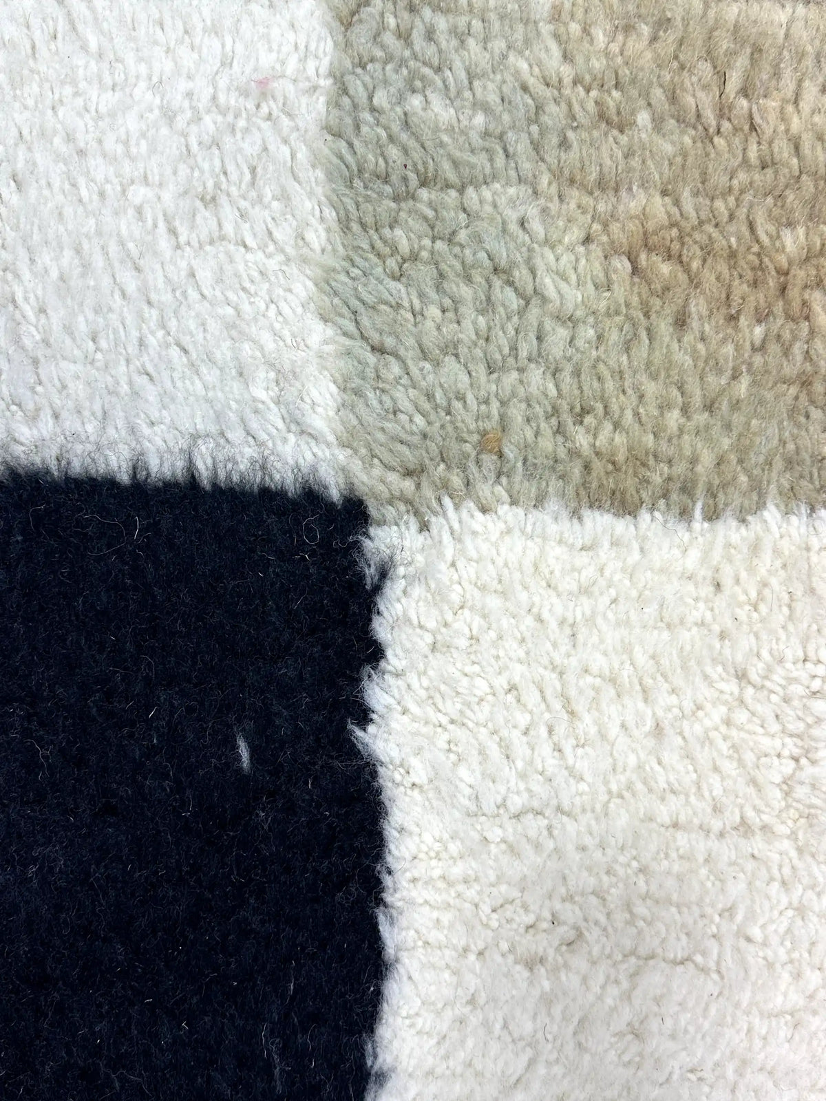 Gamela Berber Rug <br> 260 x 165 CM