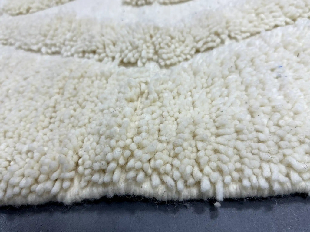 Ijja Berber Moroccan Beni Mrirt Rug