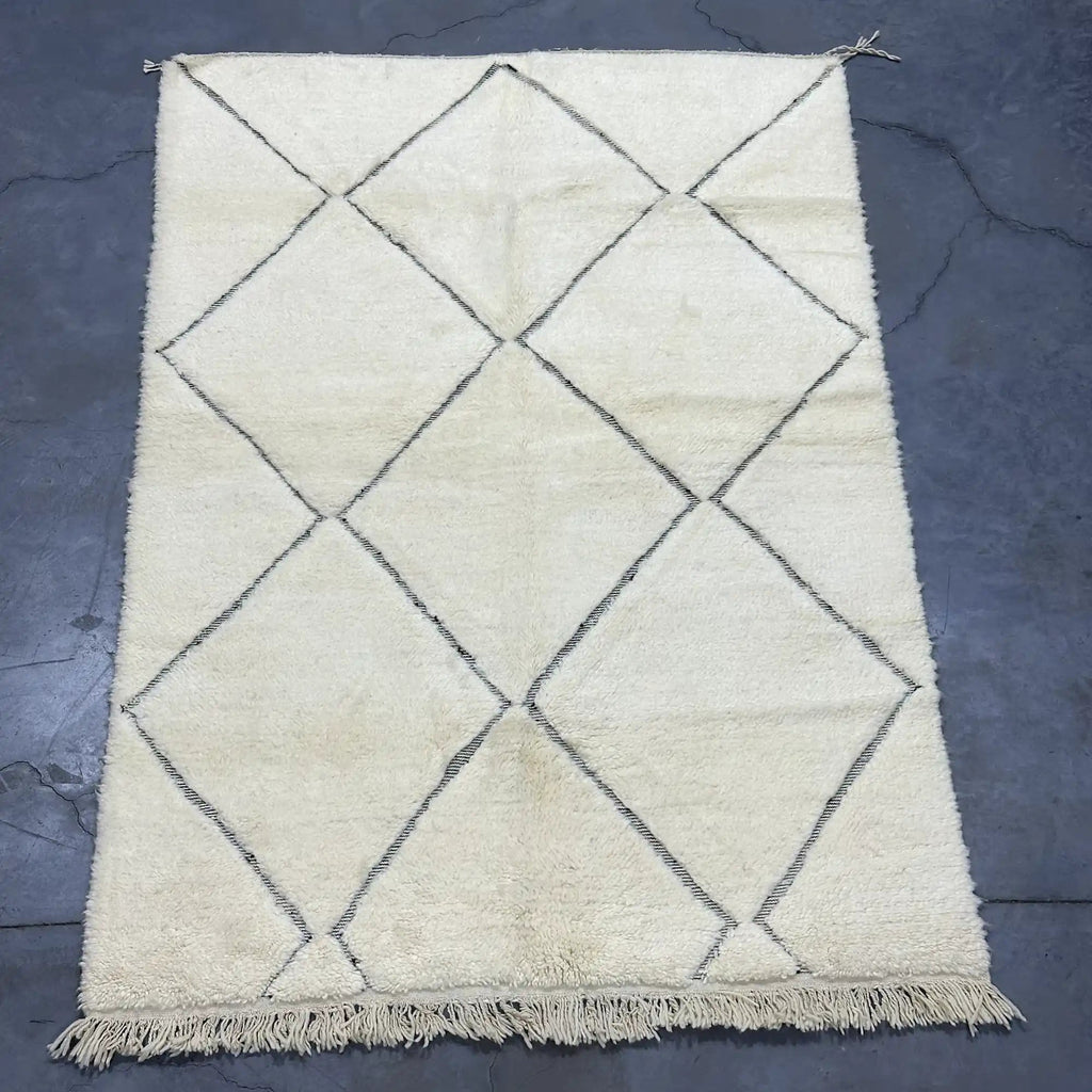 Batoul Berber Moroccan Beni Mrirt Rug