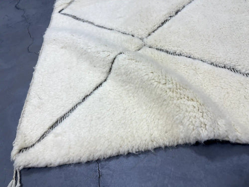 Batoul Berber Moroccan Beni Mrirt Rug
