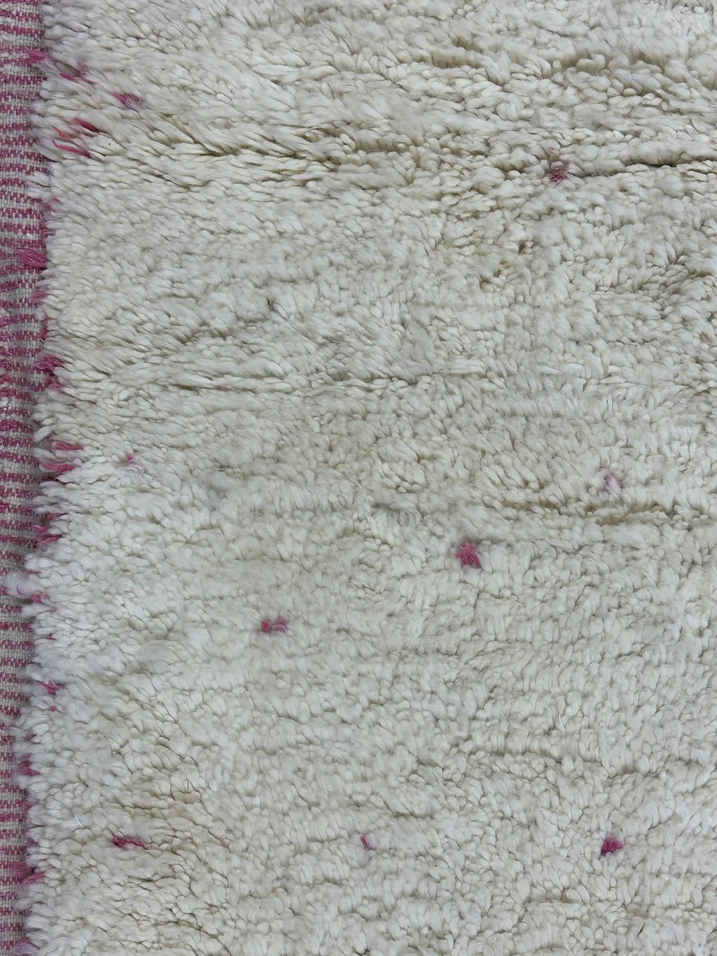 Qeriba Berber Beni Mrirt Rug <br> 360 x 265 CM