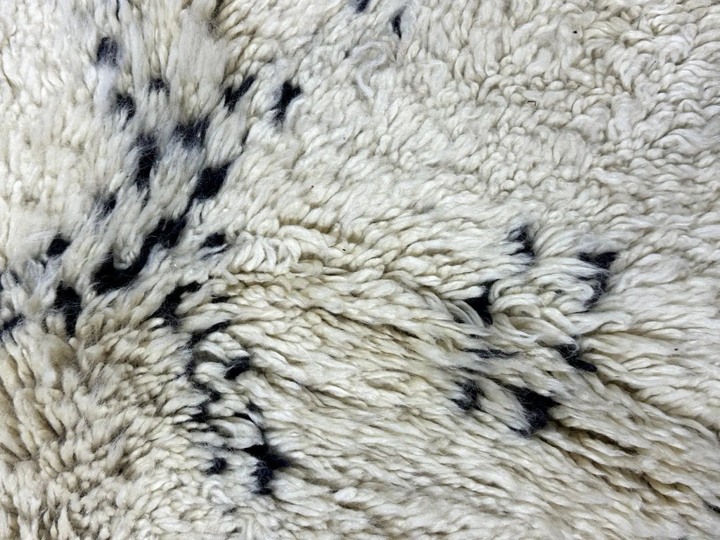 Qedimaa Berber Beni Mrirt Rug <br> 370 x 190 CM