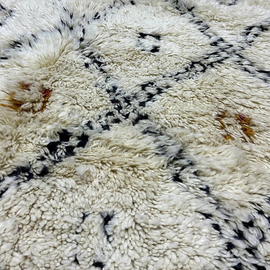 Qedimaa Berber Beni Mrirt Rug <br> 370 x 190 CM