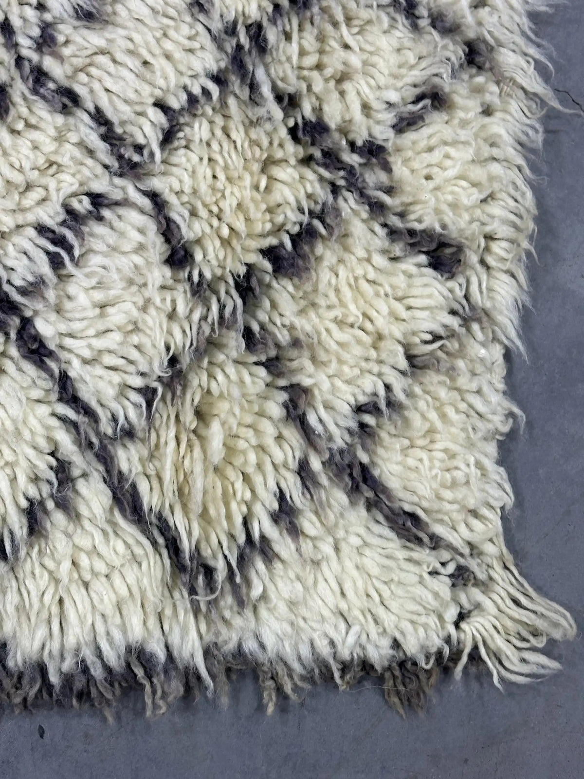 Harba Berber Beni Mrirt Rug <br> 310 x 180 CM