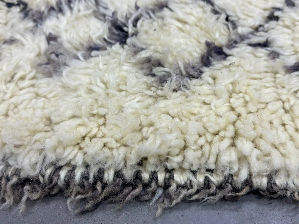 Harba Berber Beni Mrirt Rug <br> 310 x 180 CM