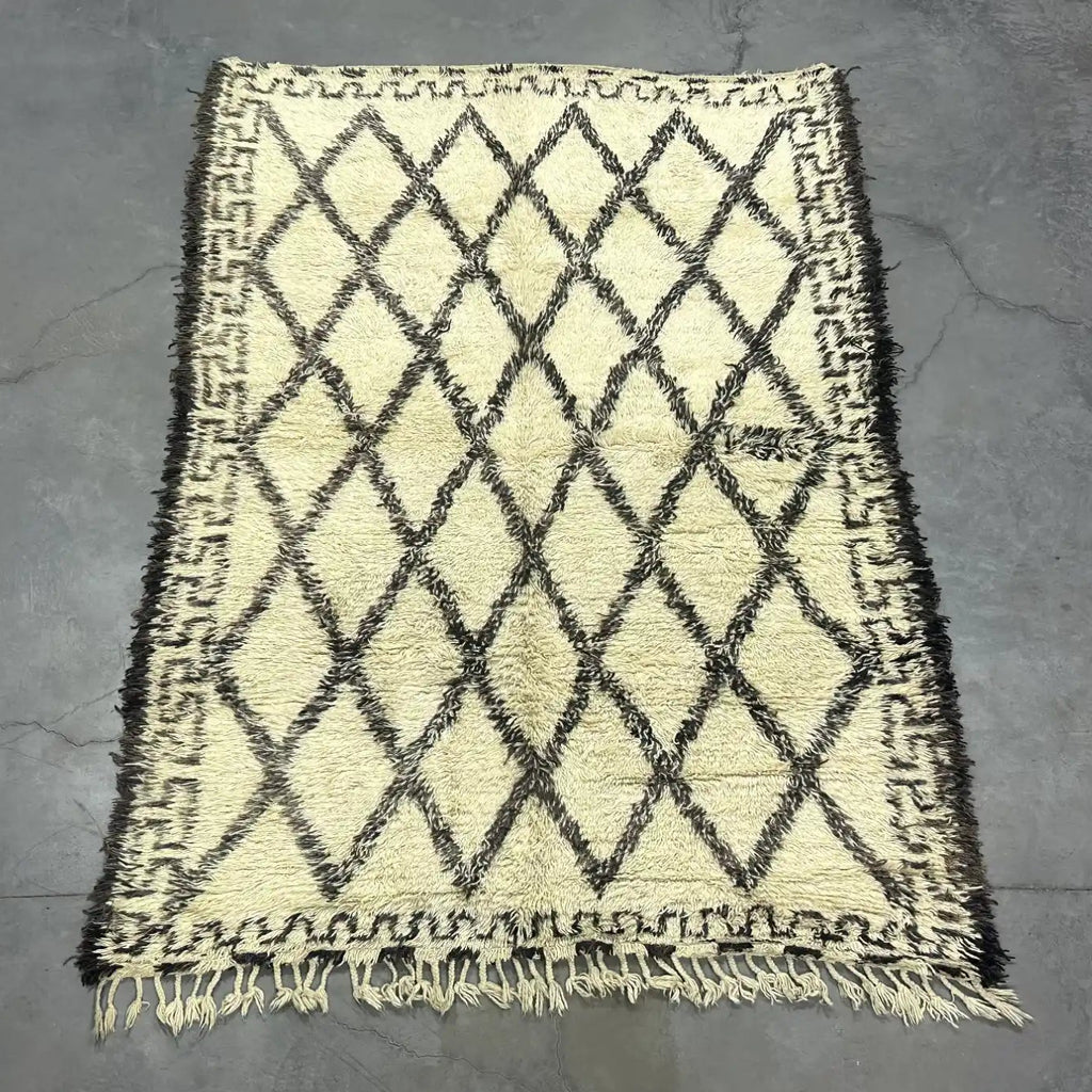 Sawaba Checkered Rug <br> 276 x 180 CM