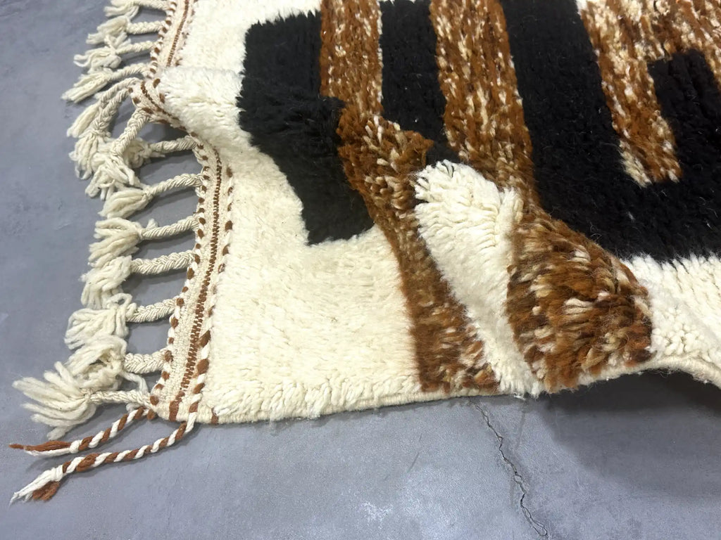 Qahewa Runner Rug <br> 275 x 93 CM