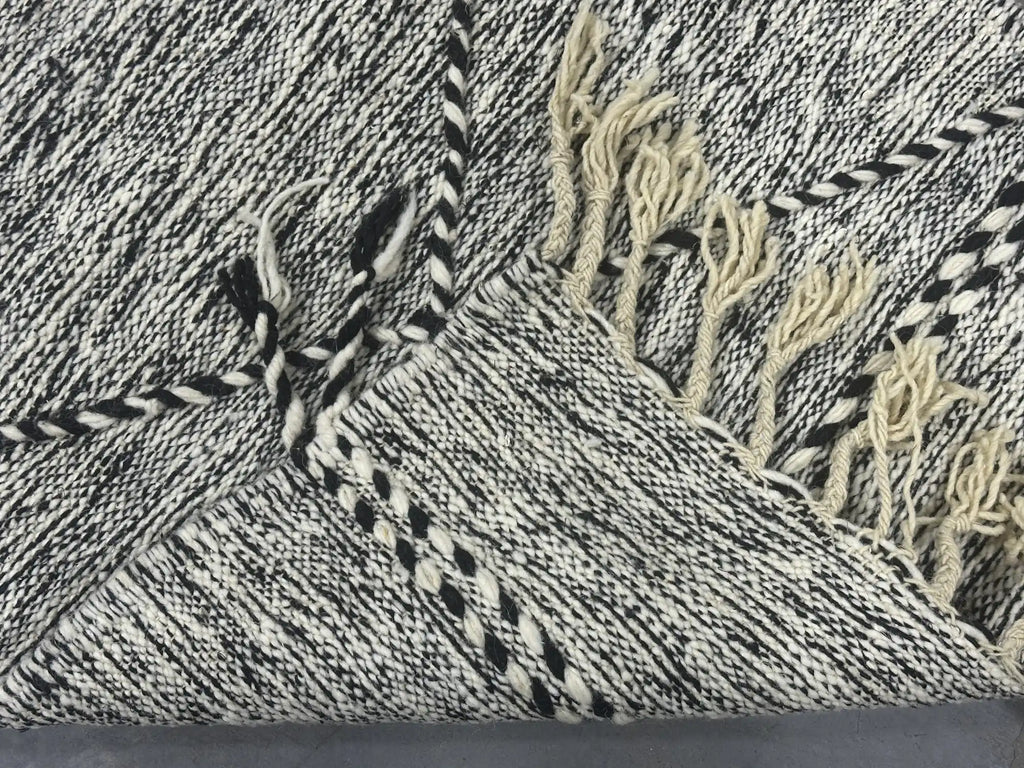 Woade Berber Runner Rug <br> 408 x 93 CM