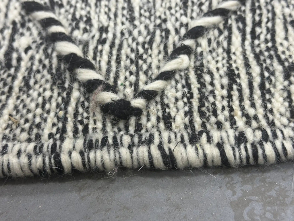 Woade Berber Runner Rug <br> 408 x 93 CM