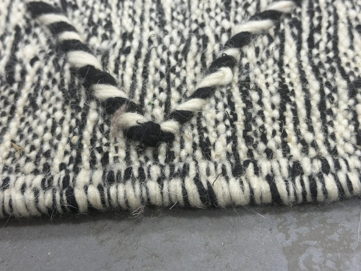 Woade Berber Runner Rug <br> 408 x 93 CM