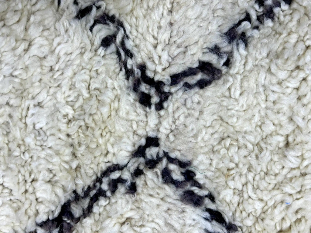 Rekba Vintage Mrirt Rug <br> 230 x 180 CM