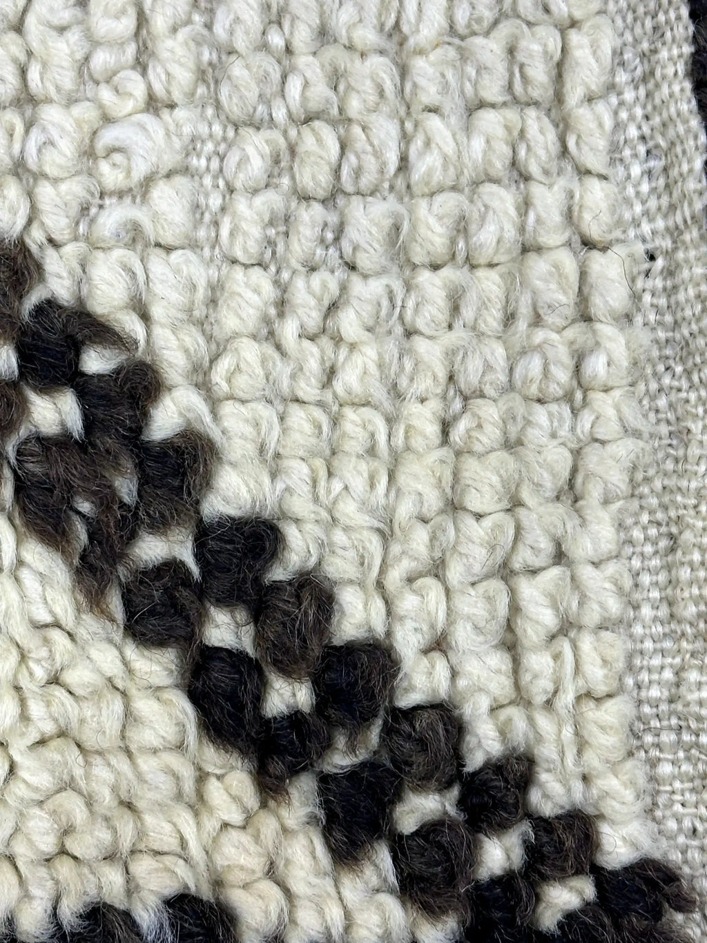 Direha Vintage Mrirt Rug <br> 250 x 187 CM