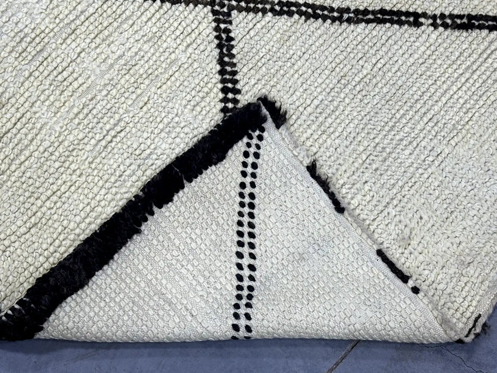 Direha Vintage Mrirt Rug <br> 250 x 187 CM