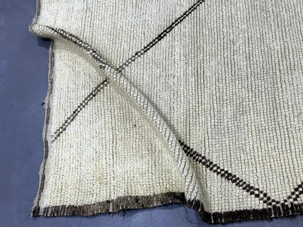 Direha Vintage Mrirt Rug <br> 250 x 187 CM