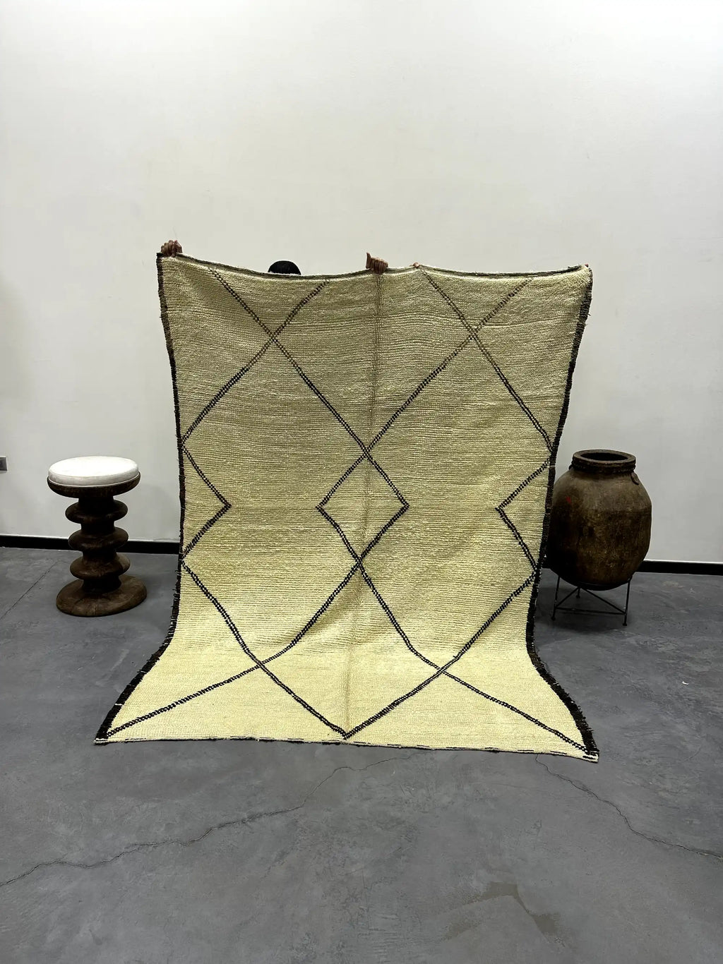 Direha Vintage Mrirt Rug <br> 250 x 187 CM