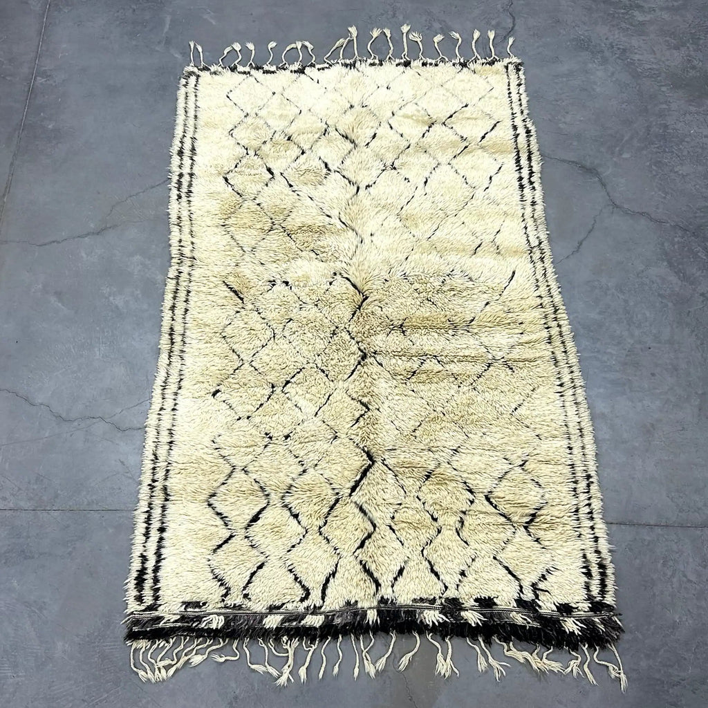Folaa Vintage Mrirt Rug <br> 320 x 185 CM