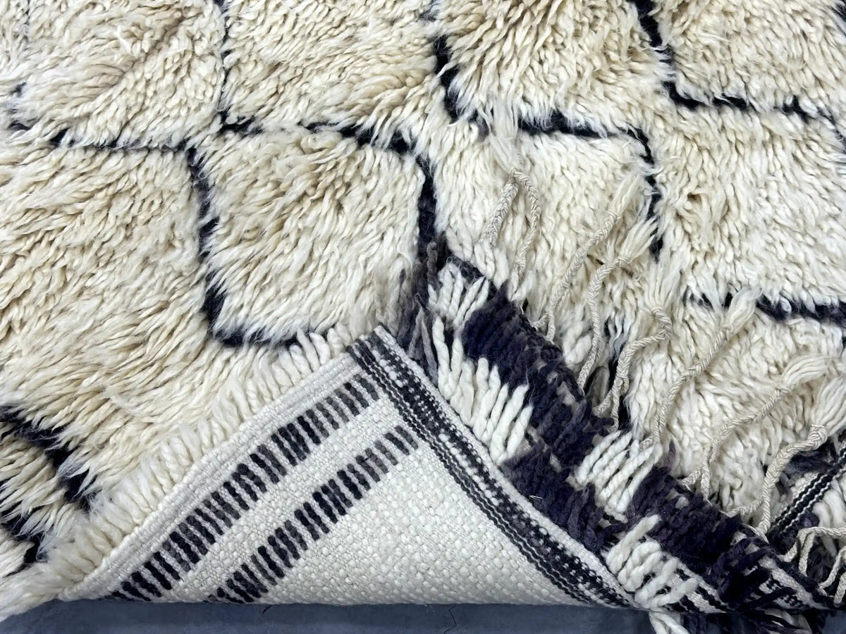 Folaa Vintage Mrirt Rug <br> 320 x 185 CM