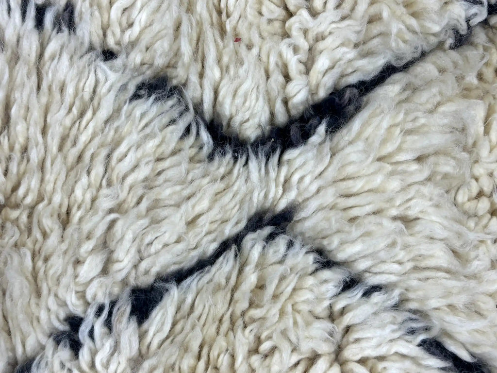Folaa Vintage Mrirt Rug <br> 320 x 185 CM