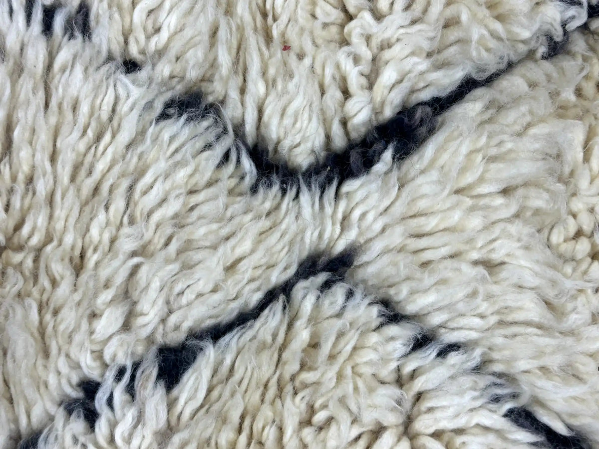 Folaa Vintage Mrirt Rug <br> 320 x 185 CM