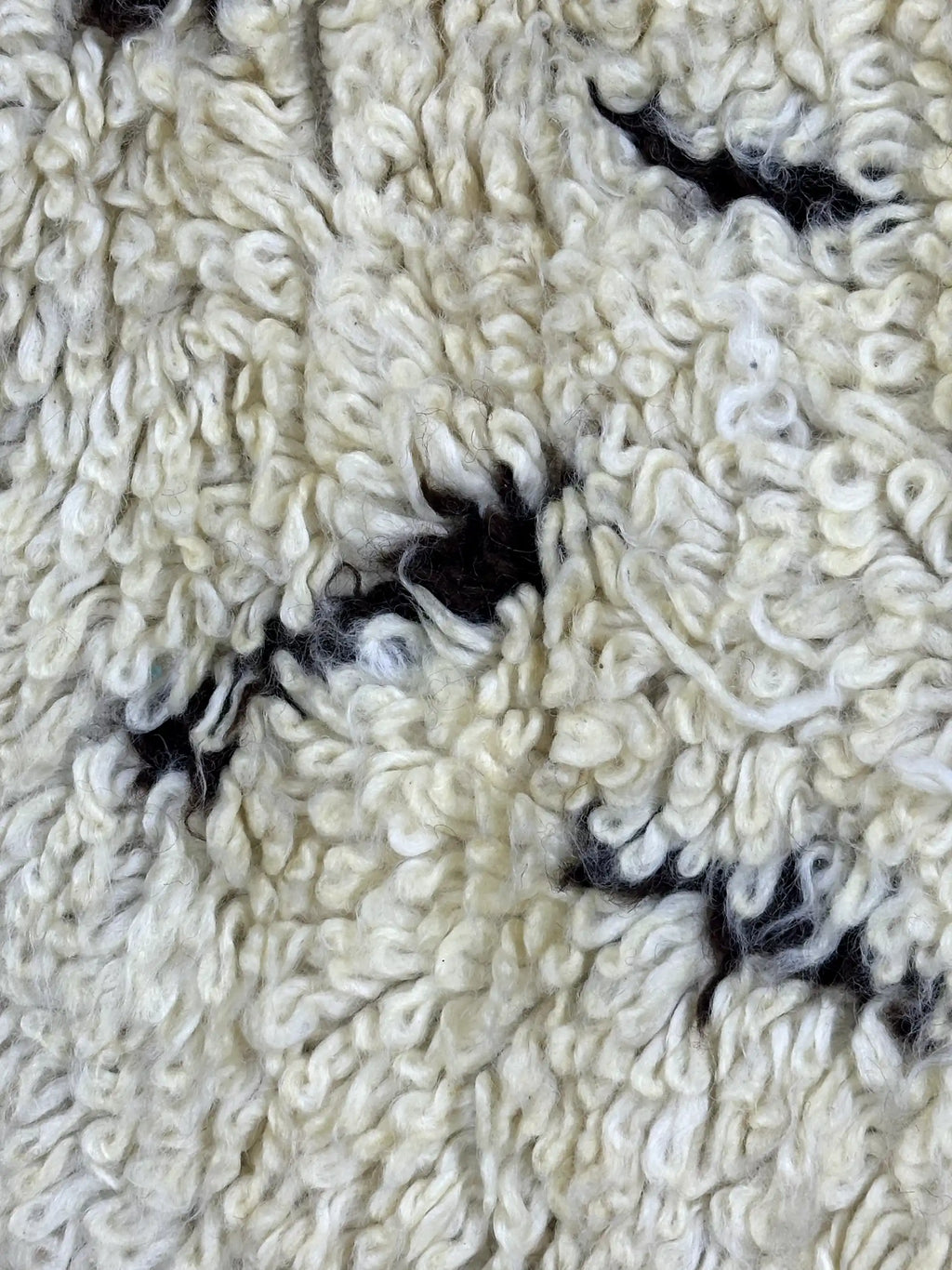 Daife Vintage Mrirt Rug <br> 270 x 175 CM